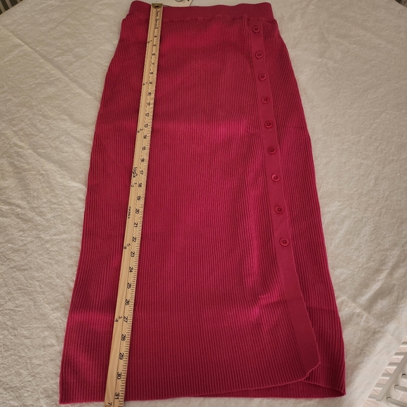 NWT Revolve LITA by Ciara Pink Side Button Ribbed Skirt Medium NWT - Picture 4 of 9